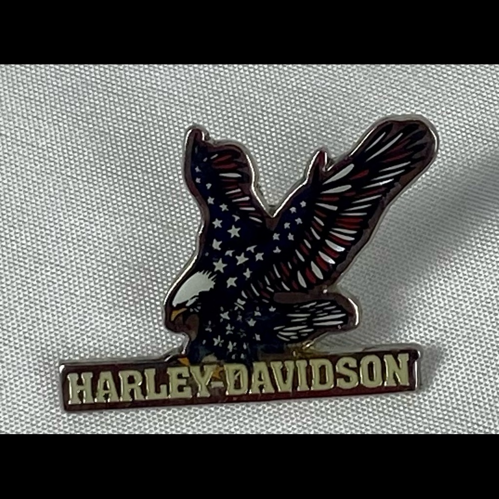 Harley Davidson Pin Vest Jacket Pin -Eagle & Ribbon HARLEY DAVIDSON